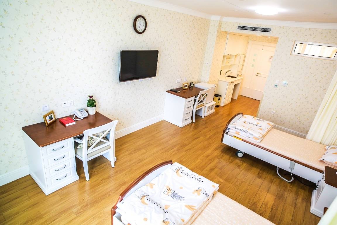 京北健康城中晟百晨养老院北京院价格一览表2026最新开元棋牌高端知名安全防护跌倒预防养老社区精选集天保(图43)